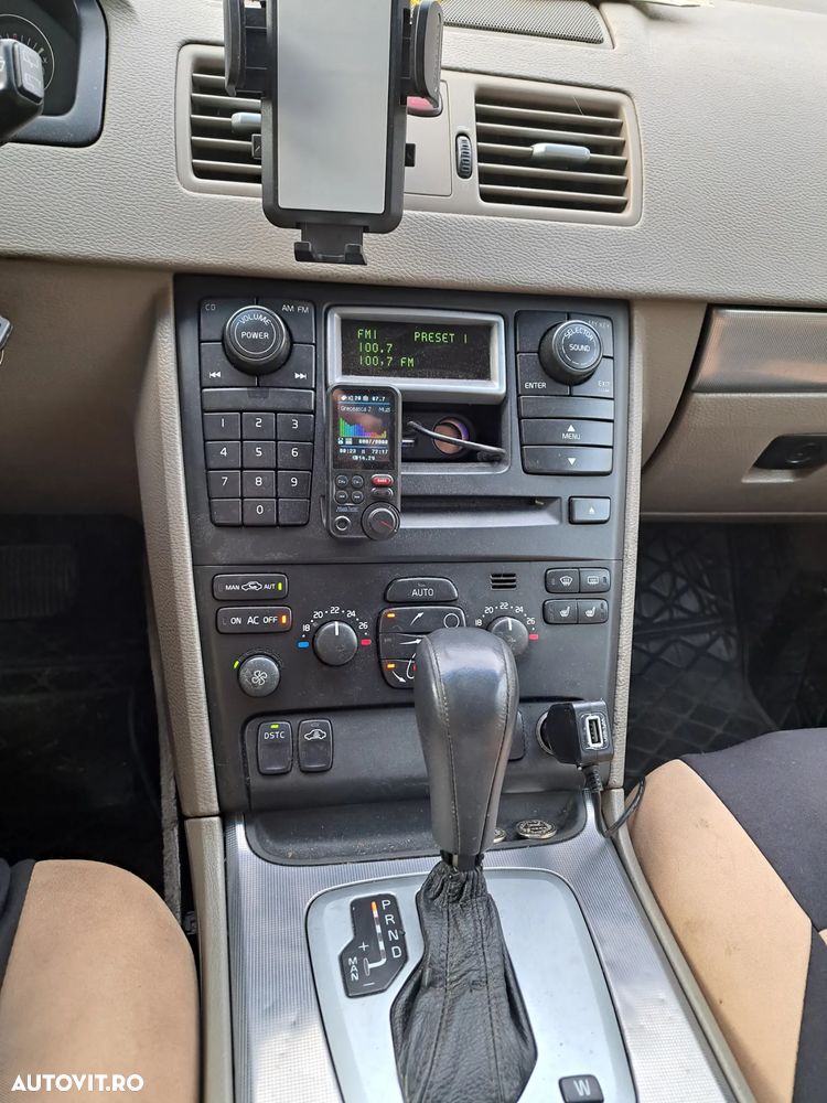 Volvo XC 90 2.4 D Aut. 7 locuri - 7