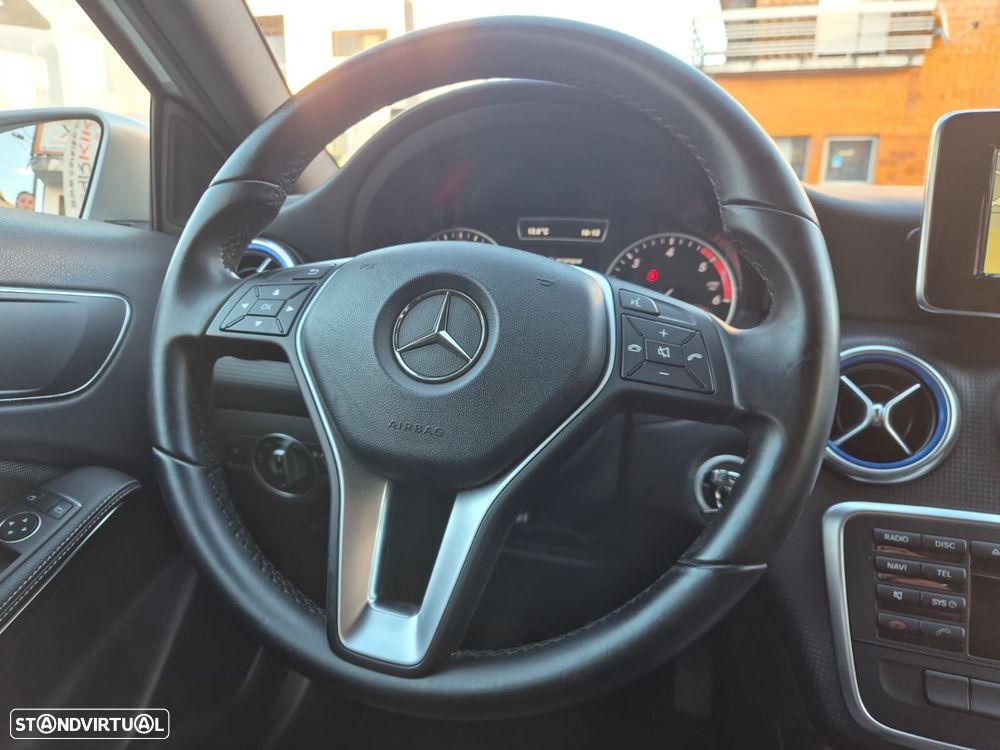 Mercedes-Benz A 180 - 12