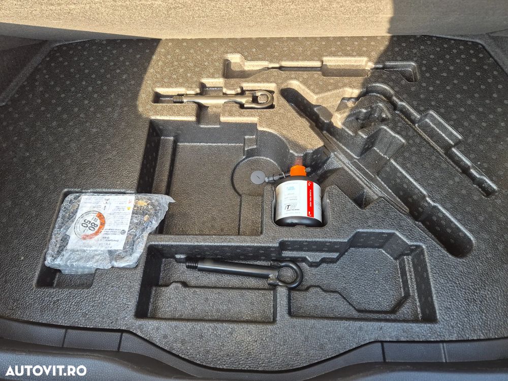 Toyota C-HR Hybrid Business-Edition - 20