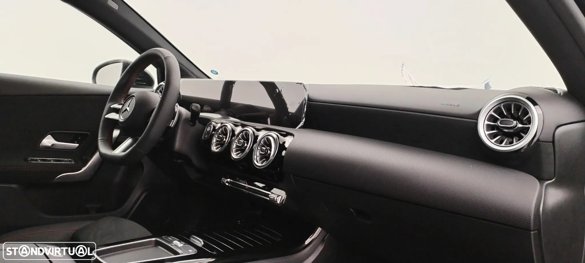 Mercedes-Benz A 200 Standard - 18
