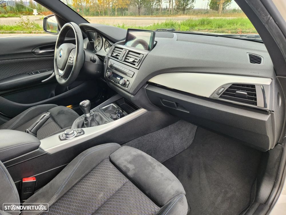 BMW 125 d Pack M - 23