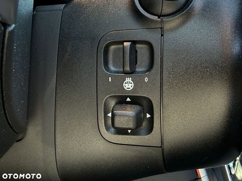 Mercedes-Benz Klasa C 300 d mHEV 4-Matic AMG - 16