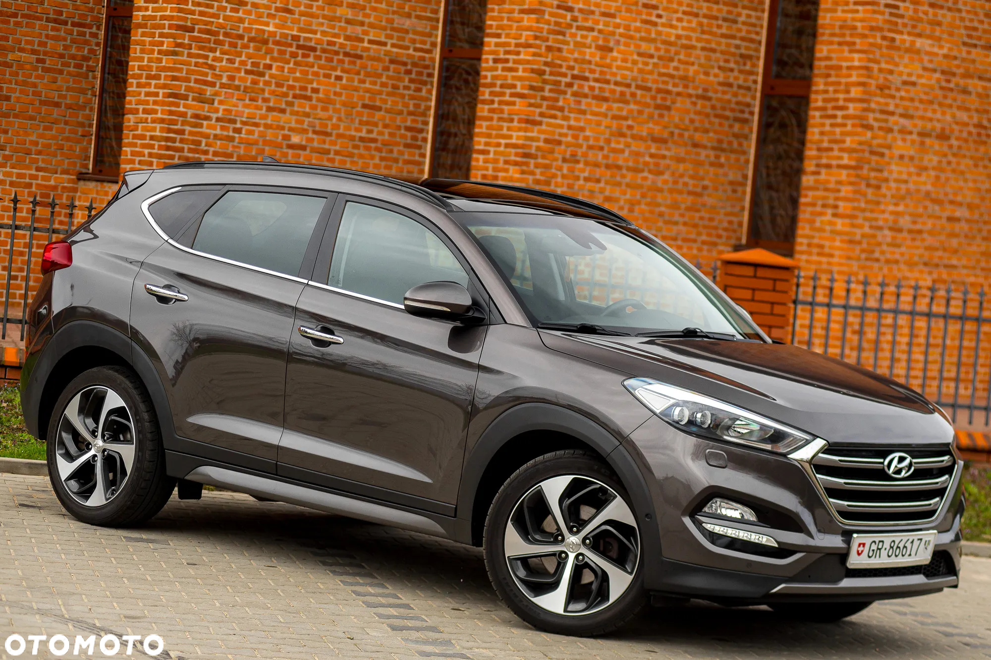 Hyundai Tucson 2.0 CRDi 4WD Automatik Passion Plus - 4