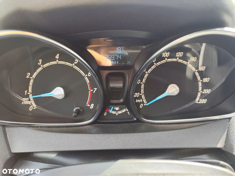 Ford Fiesta 1.25 Titanium X - 26