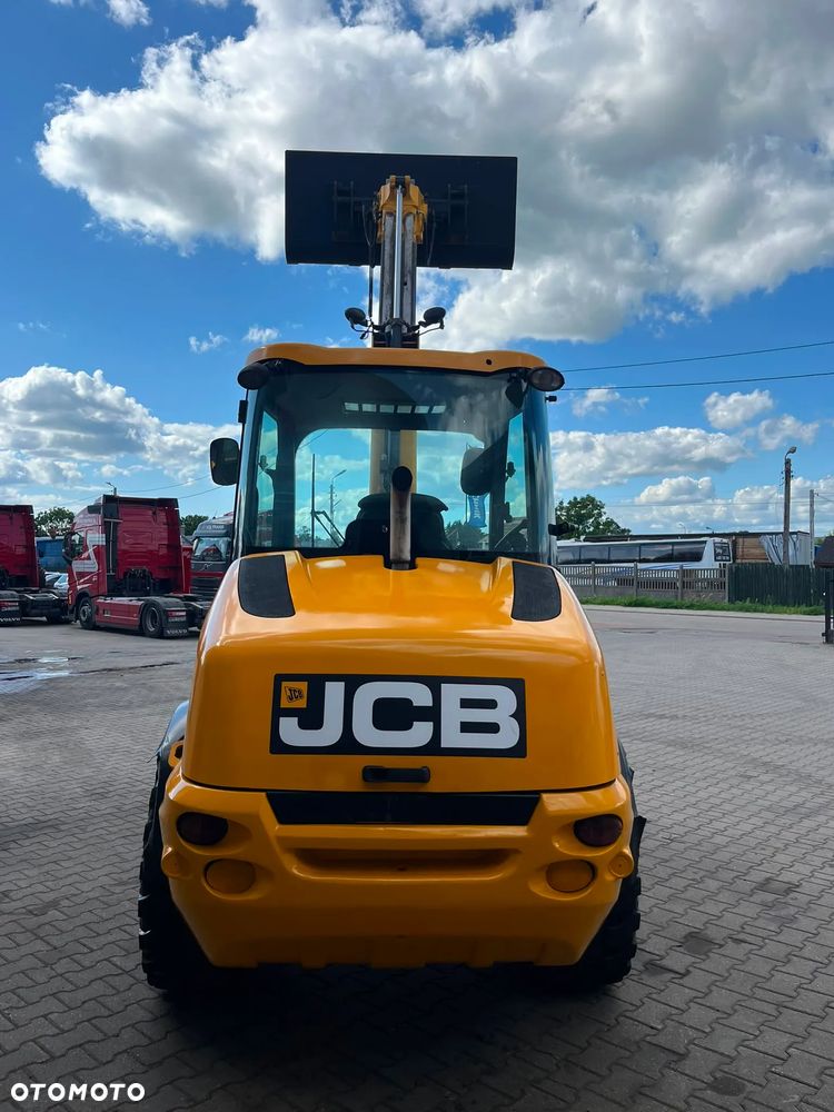JCB TM220 FM - 20