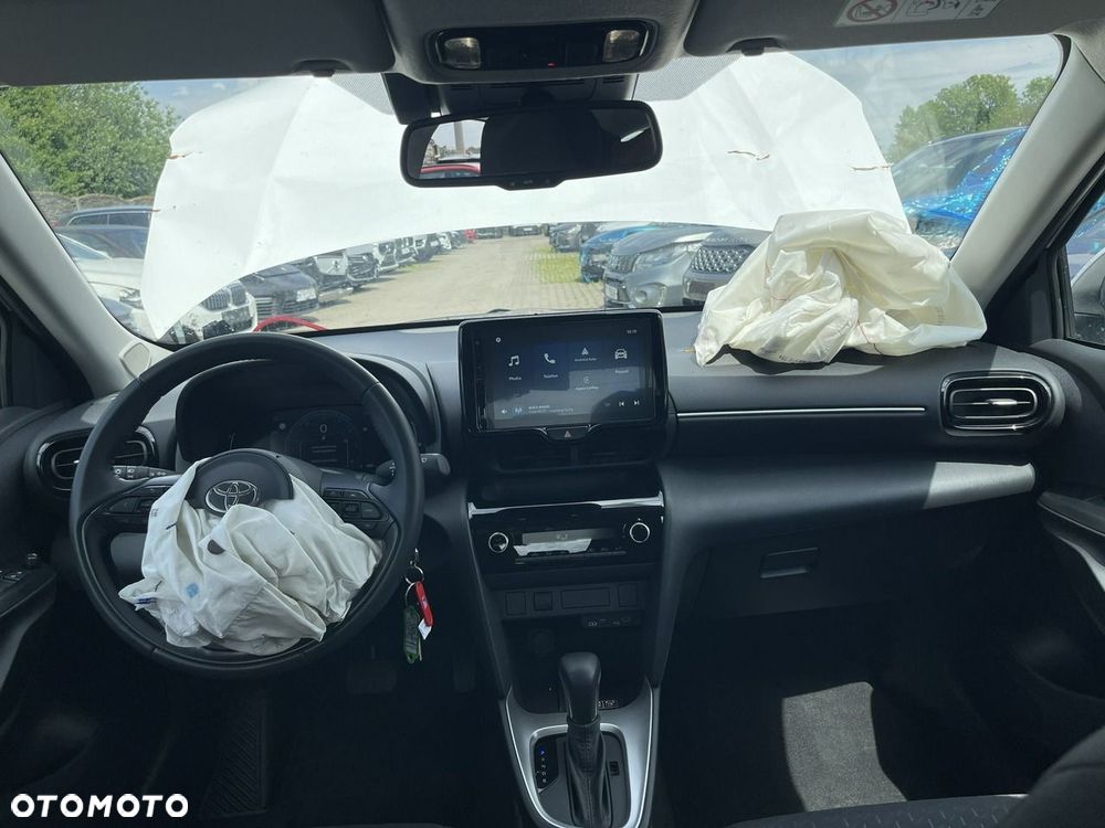 Toyota Yaris Cross Hybrid 1.5 Comfort - 10