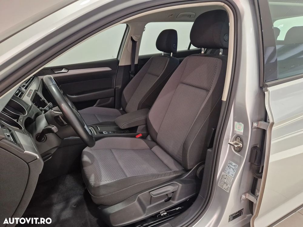 Volkswagen Passat Variant 2.0 TDI SCR DSG Comfortline - 8