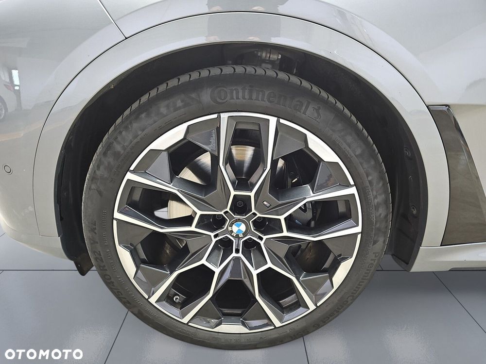 BMW X7 - 33