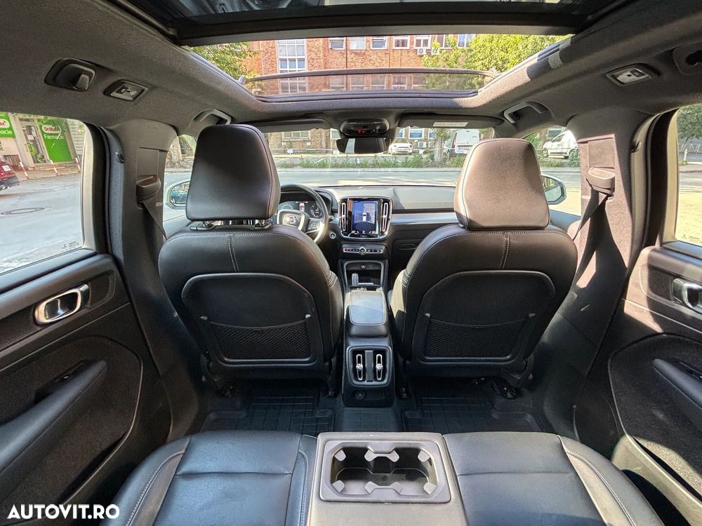 Volvo XC 40 D4 AWD Momentum Pro - 20