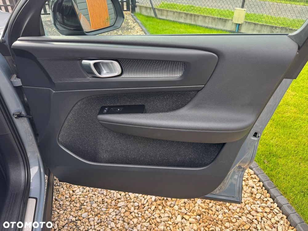 Volvo XC 40 T2 Core - 26