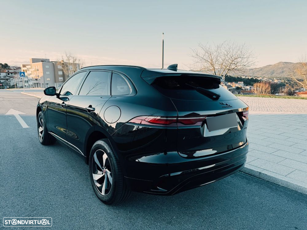 Jaguar F-Pace - 16