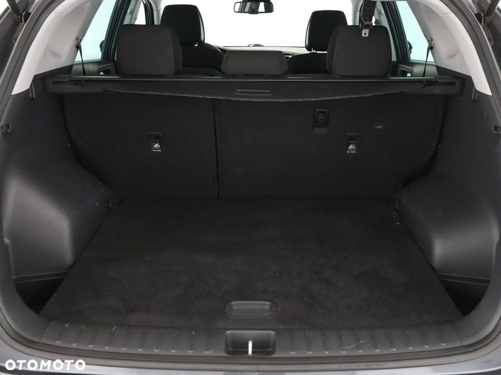 Hyundai Tucson 1.7 CRDI BlueDrive Style 2WD - 21
