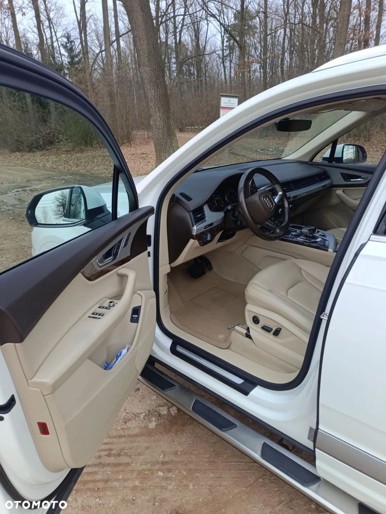 Audi Q7 - 3