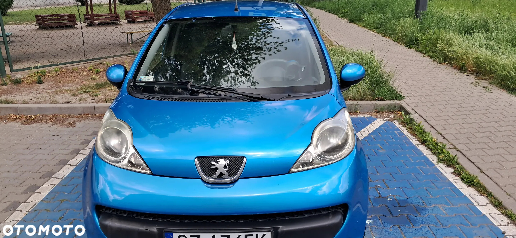 Peugeot 107 1.0 Trendy - 2