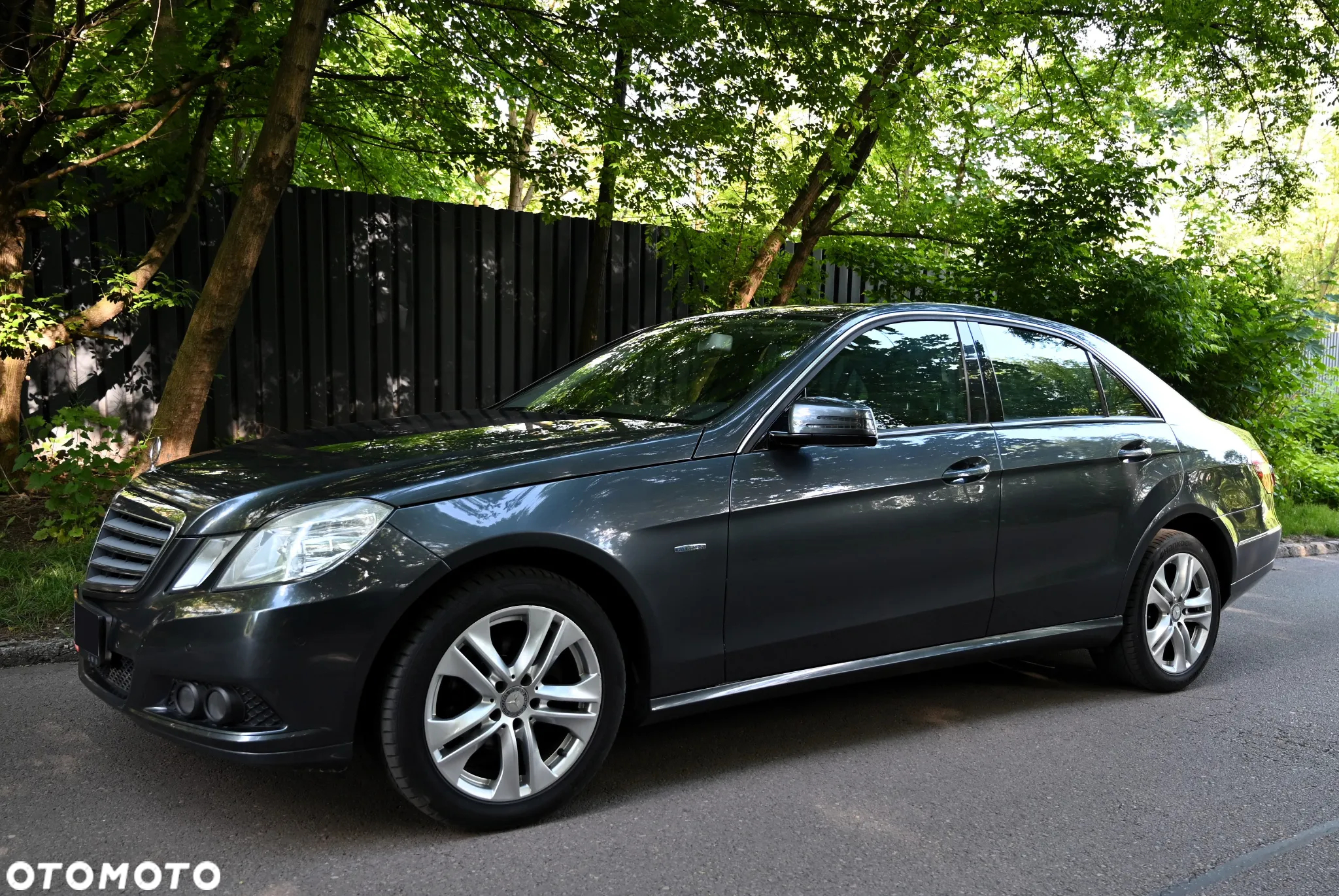 Mercedes-Benz Klasa E - 12