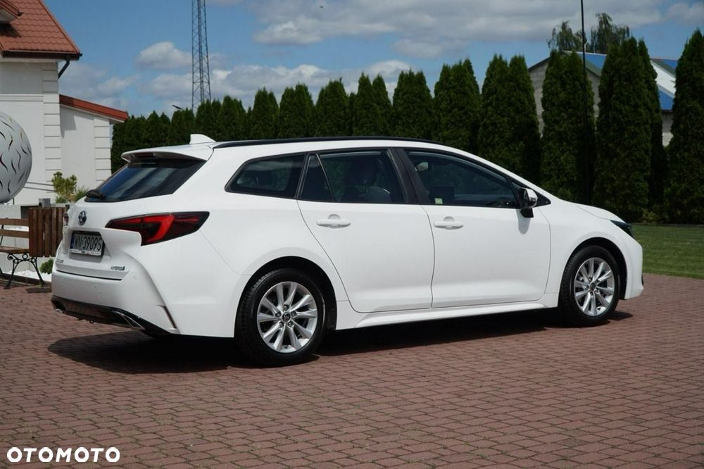Toyota Corolla 1.8 Hybrid Comfort - 23