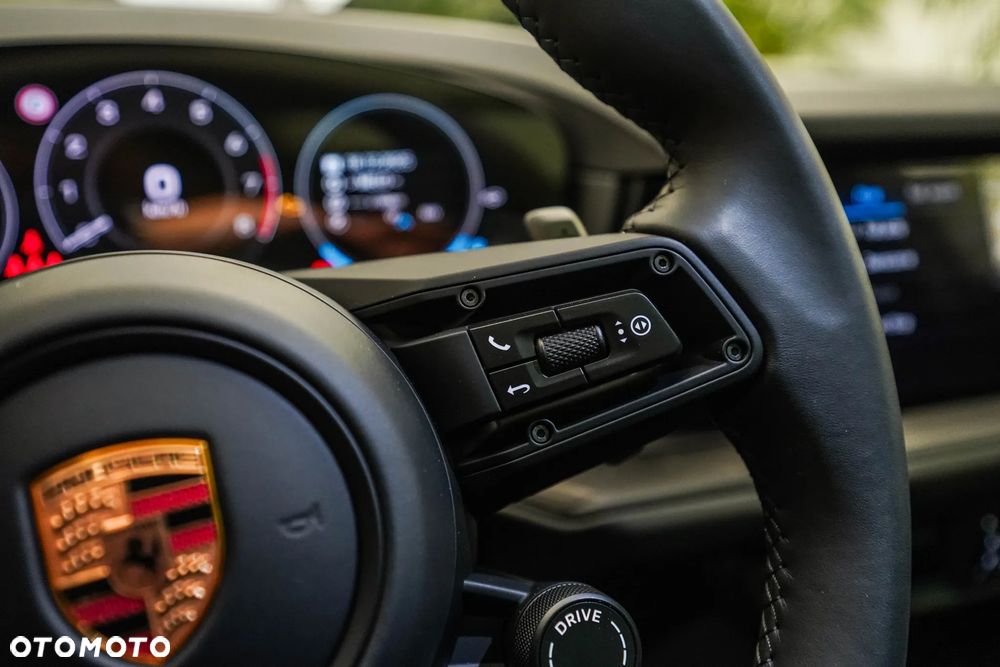 Porsche Cayenne Standard - 20