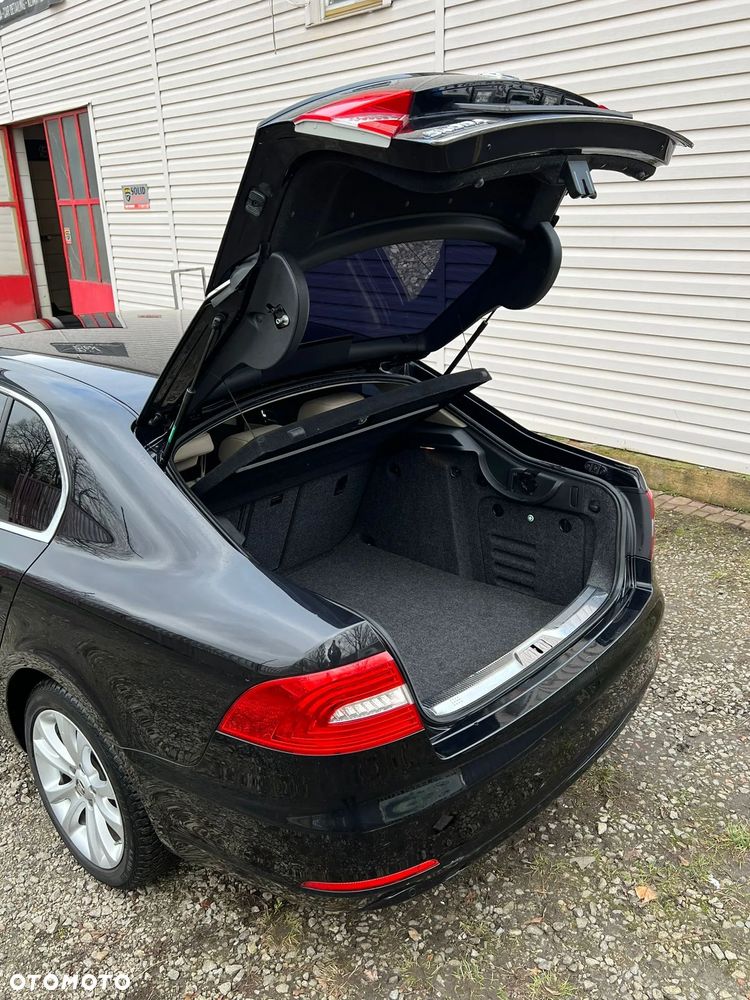 Skoda Superb 3.6 FSI 4x4 Platinum DSG - 9