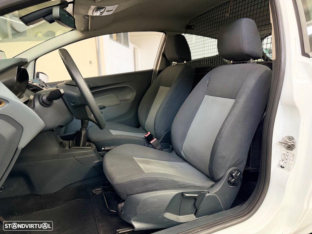 Ford Fiesta 1.4 TDCI - 12