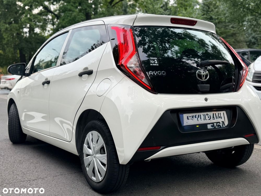 Toyota Aygo 1.0 VVT-i Color Edition - 2