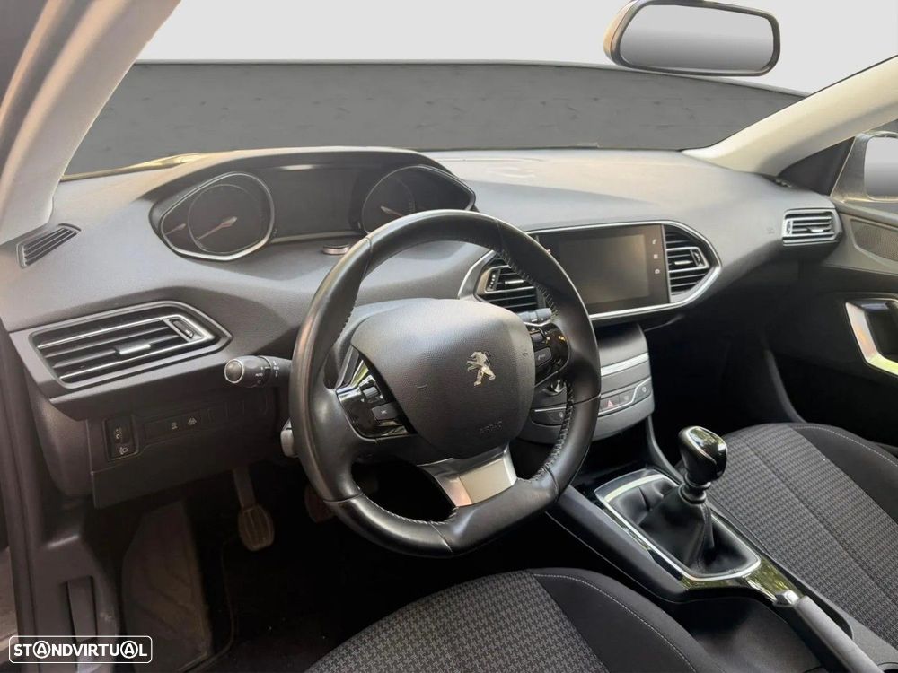 Peugeot 308 1.2 PureTech Active Pack - 5