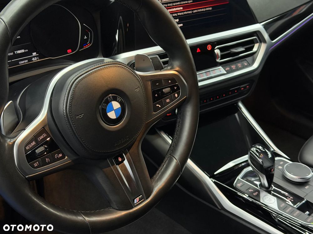 BMW Seria 3 330i Sport Line - 15