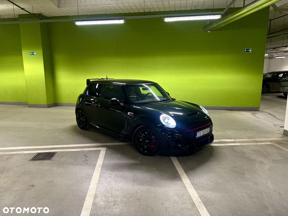 MINI John Cooper Works Essential Trim - 2