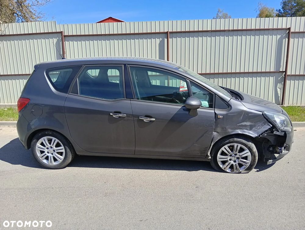 Opel Meriva - 4