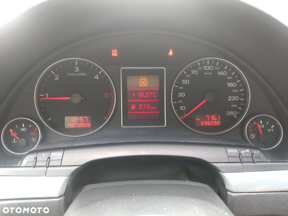 Audi A4 Avant - 9