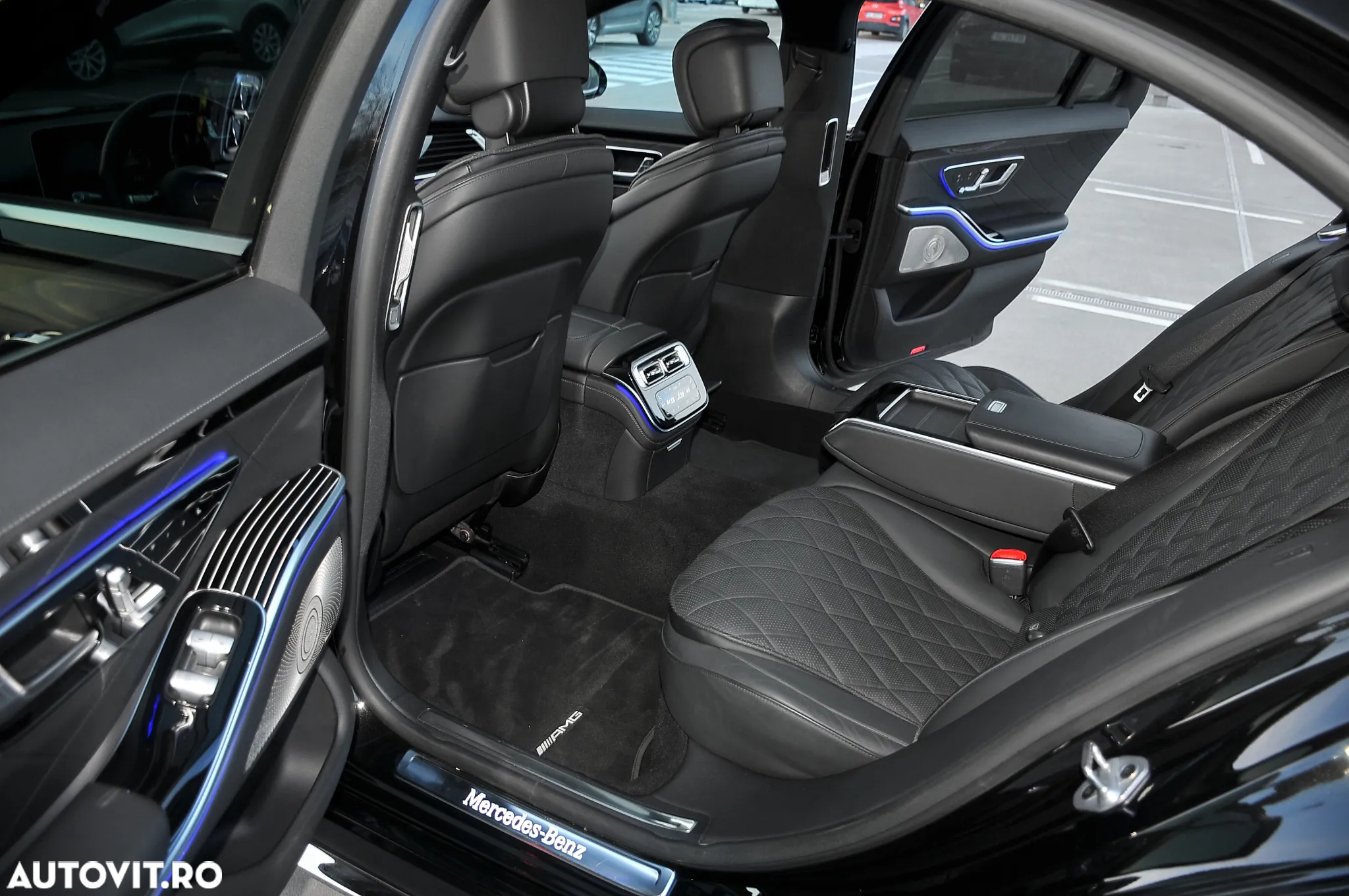 Mercedes-Benz S 350 d 4Matic L 9G-TRONIC - 17