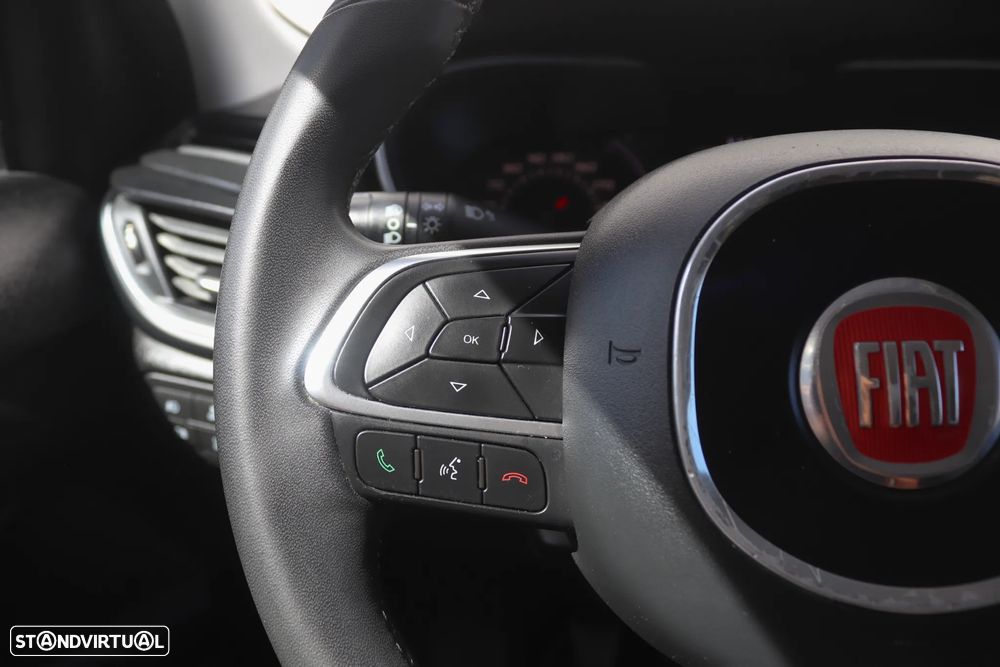 Fiat Tipo Station Wagon 1.3 M-Jet Lounge Tech - 9