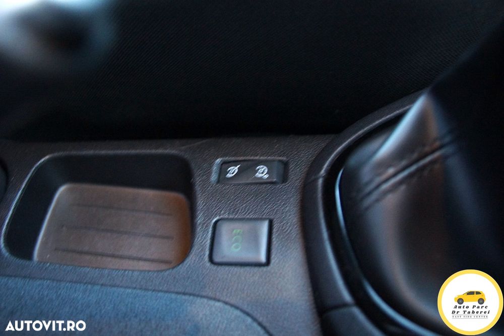 Renault Clio ENERGY TCe 90 Start & Stop LIMITED 2018 - 36