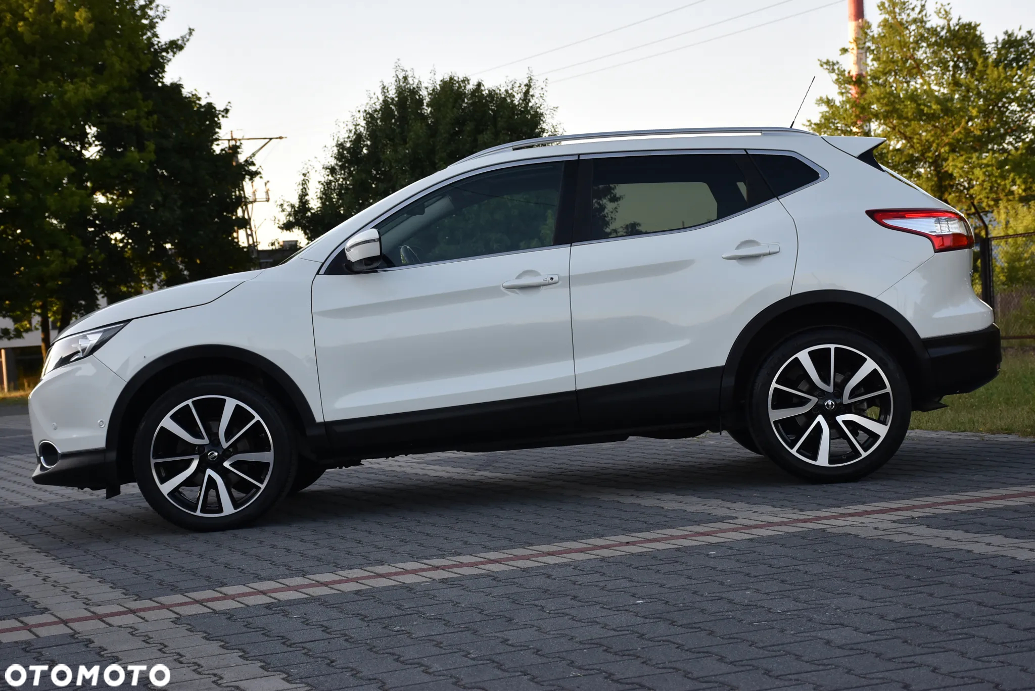 Nissan Qashqai 1.6 DCi Tekna+ - 14