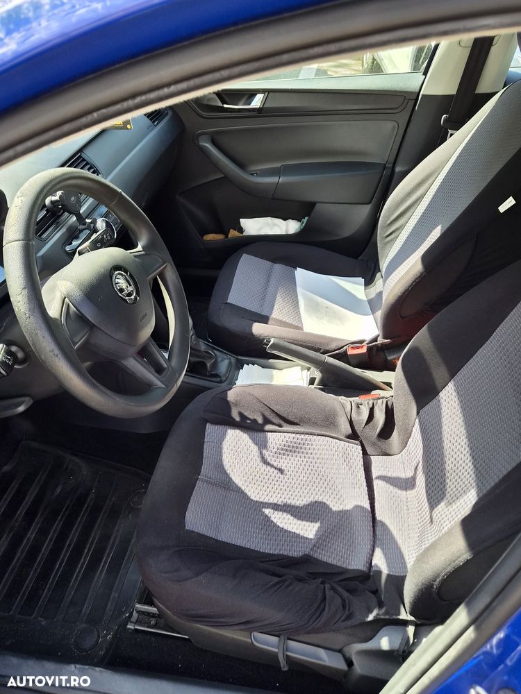 Skoda RAPID 1.0 TSI Ambition - 11