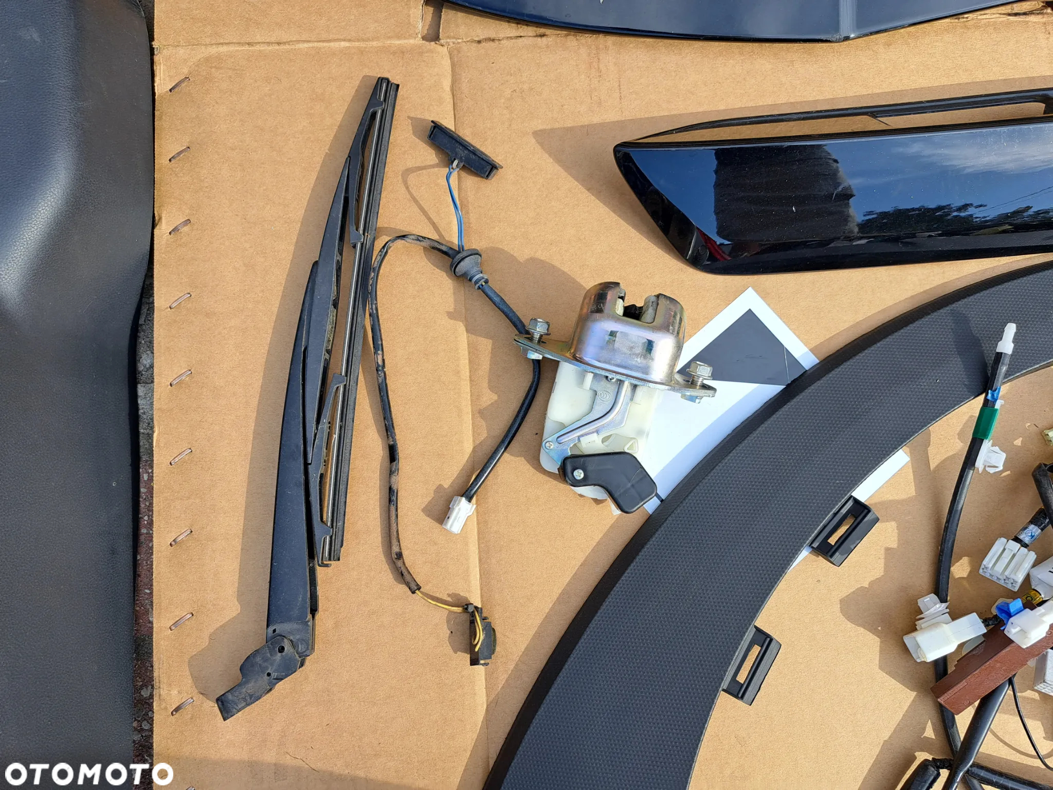 Klapa tył części  zdrerzak lampa tył prawa Subaru CROSSTREK  XV 2017- - 5