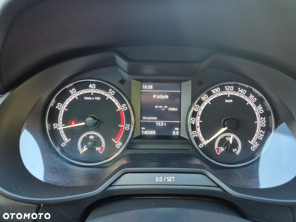 Skoda Octavia 1.4 TSI Drive - 7