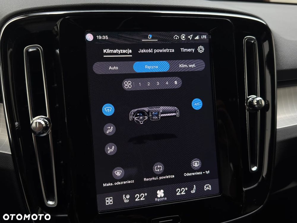 Volvo XC 40 B3 B DKG Plus Dark - 33