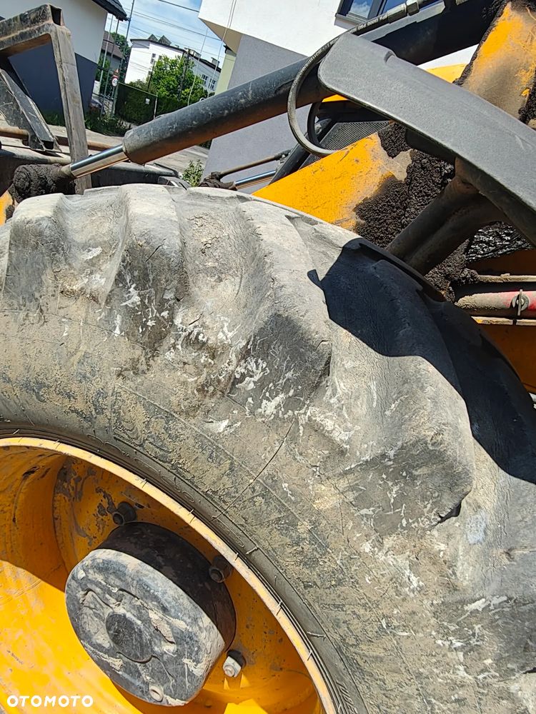 JCB 4CX Eco - 24