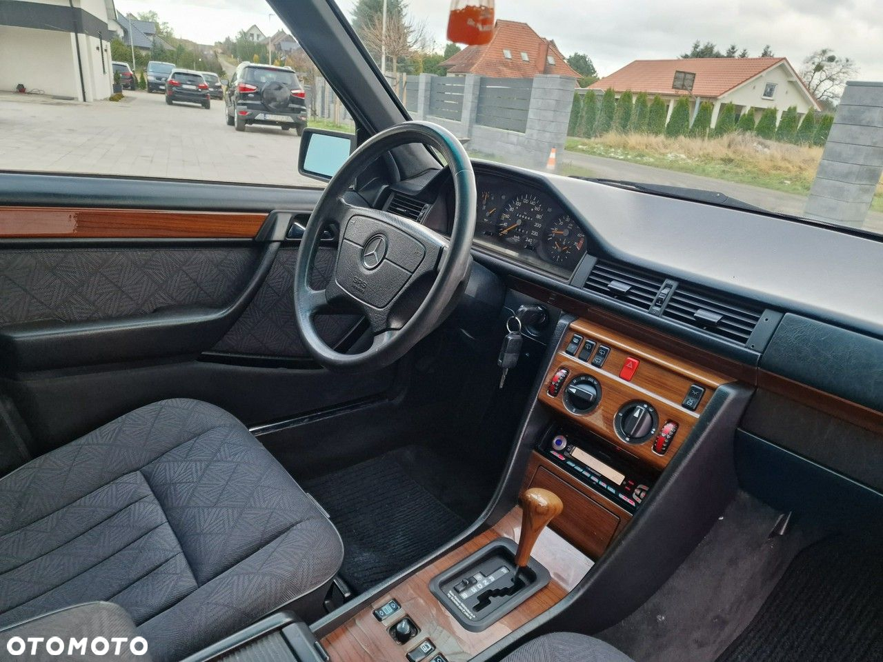 Mercedes-Benz Klasa E - 8