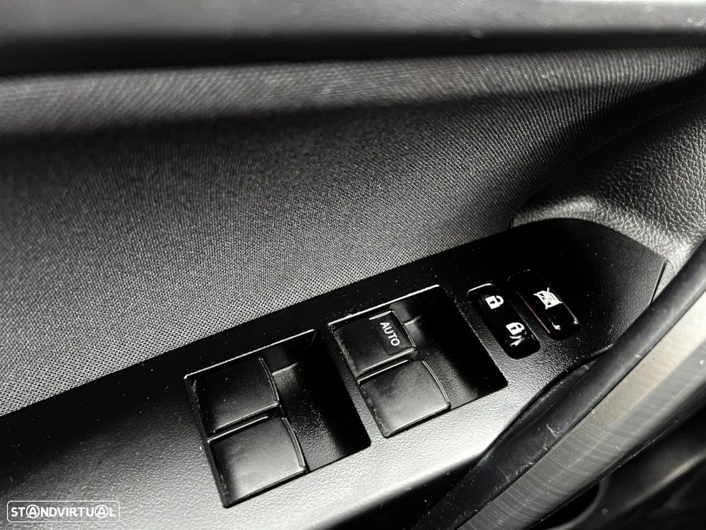 Toyota Auris 1.4 D-4D Comfort - 15