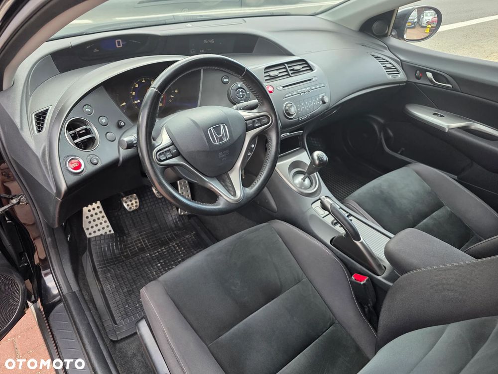 Honda Civic 1.4 i-VTEC Sport - 9