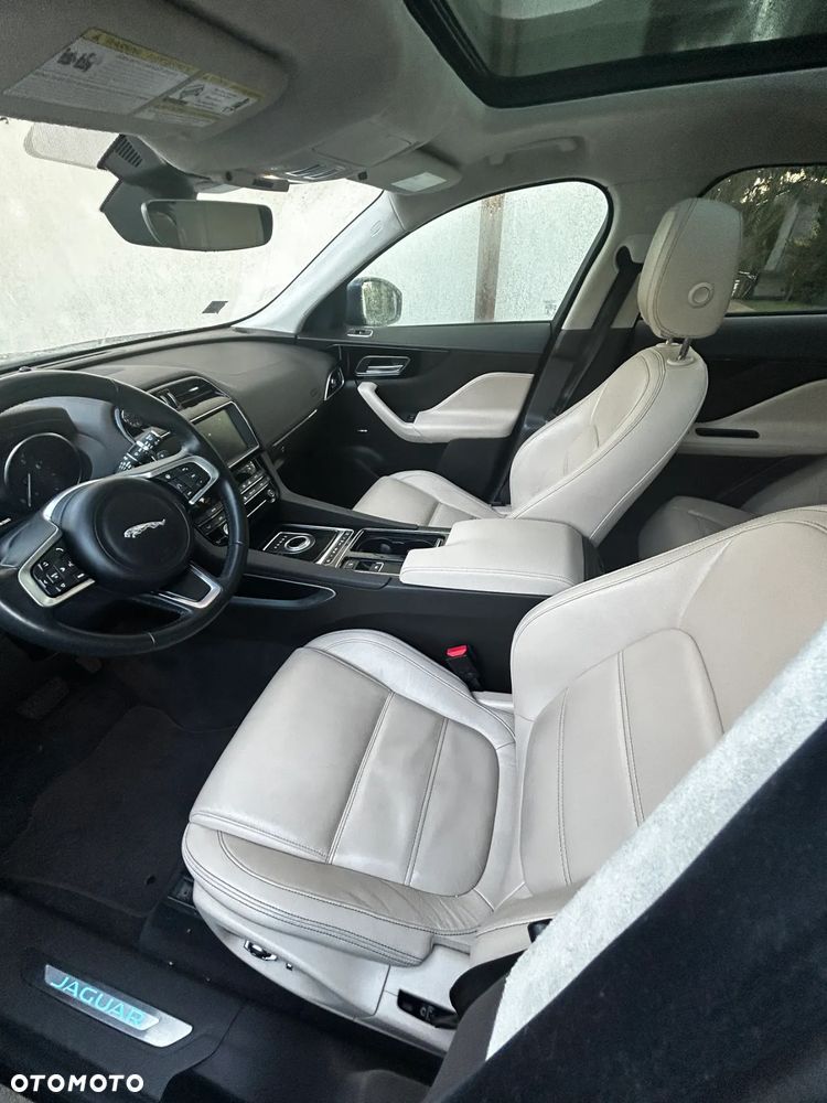 Jaguar F-Pace P250 AWD - 20