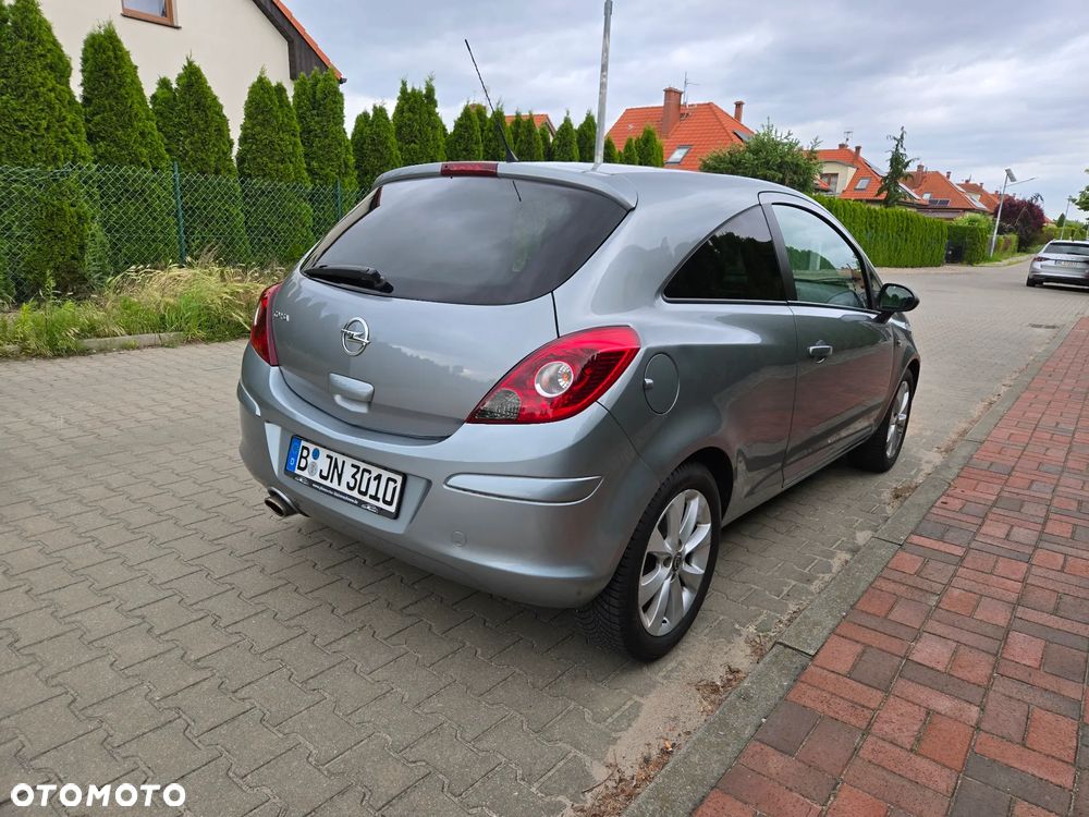 Opel Corsa 1.4 16V Edition - 7