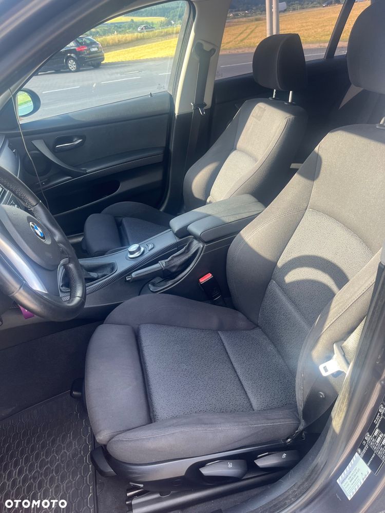 BMW Seria 3 320d - 17