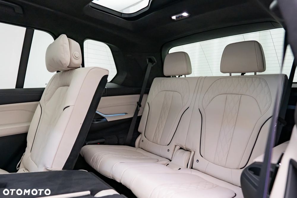 BMW X7 - 19