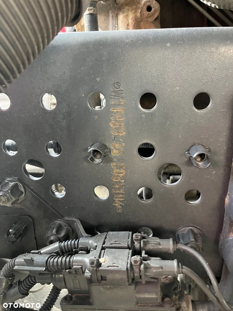 Mercedes-Benz Actros 1848 Gigaspace Lowdeck 500 tys km Klima parkingowa Ksenony Airbag Ledy - 19