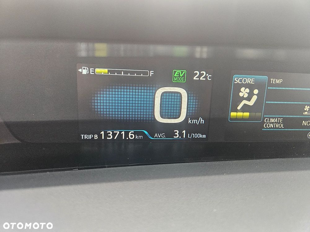 Toyota Prius - 18
