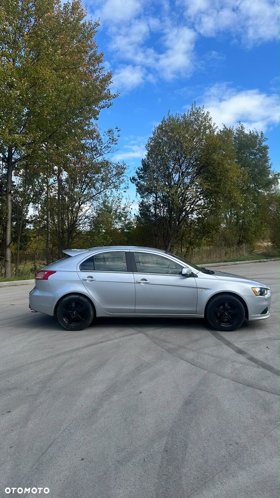 Mitsubishi Lancer 1.6 Invite - 11