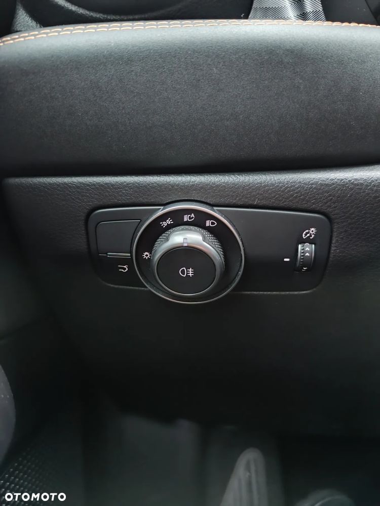 Alfa Romeo Tonale 1.5 T4 GSE mHEV Veloce DCT - 35