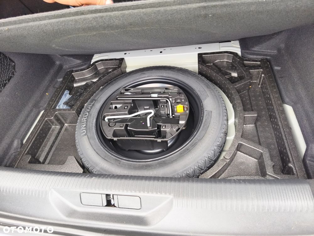 Peugeot 308 Hybrid 136 e-DSC6 Allure - 25